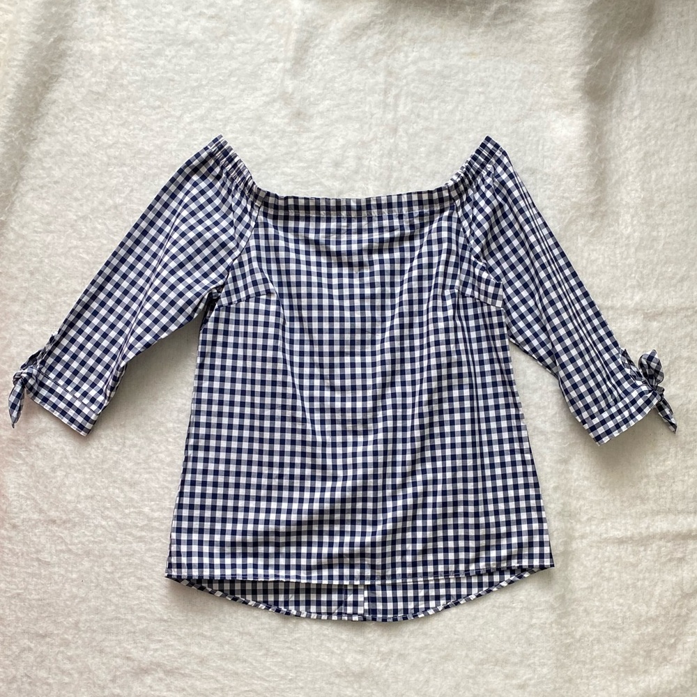 Cupio off the shoulder top